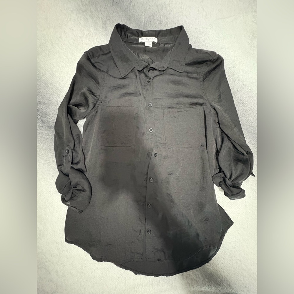 Cotton On Women’s Black Shiny Roll Tab‎ Button Up Blouse Shirt Top Small S
